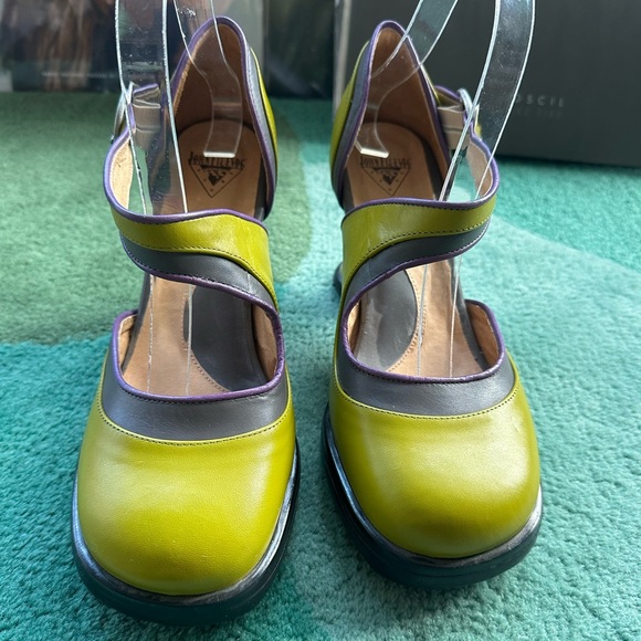 Fluevog NEARLY NEW Mini Elif olive/gray/purple asymmetrical buckle heel - 8.5 - Picture 7 of 16
